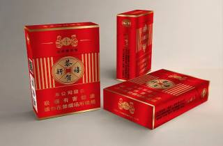 烟草 带彩字的苏烟多少钱一包引发热议，众说纷纭，莫衷一是。