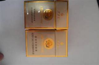 行业透视：烟草  
终端画像：有1000元中华烟的新闻句，价值连城。