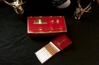 热门资讯：市场  
红利群烟18年多少钱一包成为品牌战略焦点，一锤定音